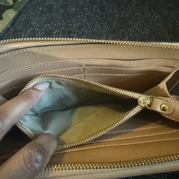 CHLOE ELSIE Gold Savana leather continental wallet - Picture 5 of 7